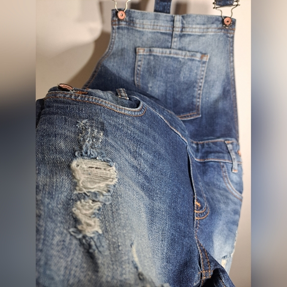 FB Sister Denim Short Overalls Small - Picture 3 of 11